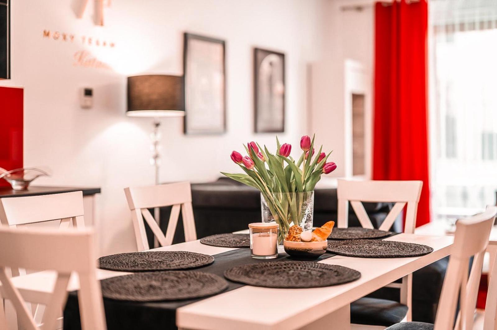 Katania Moxy Te&Am Cracow Apartment Krakow Exterior photo