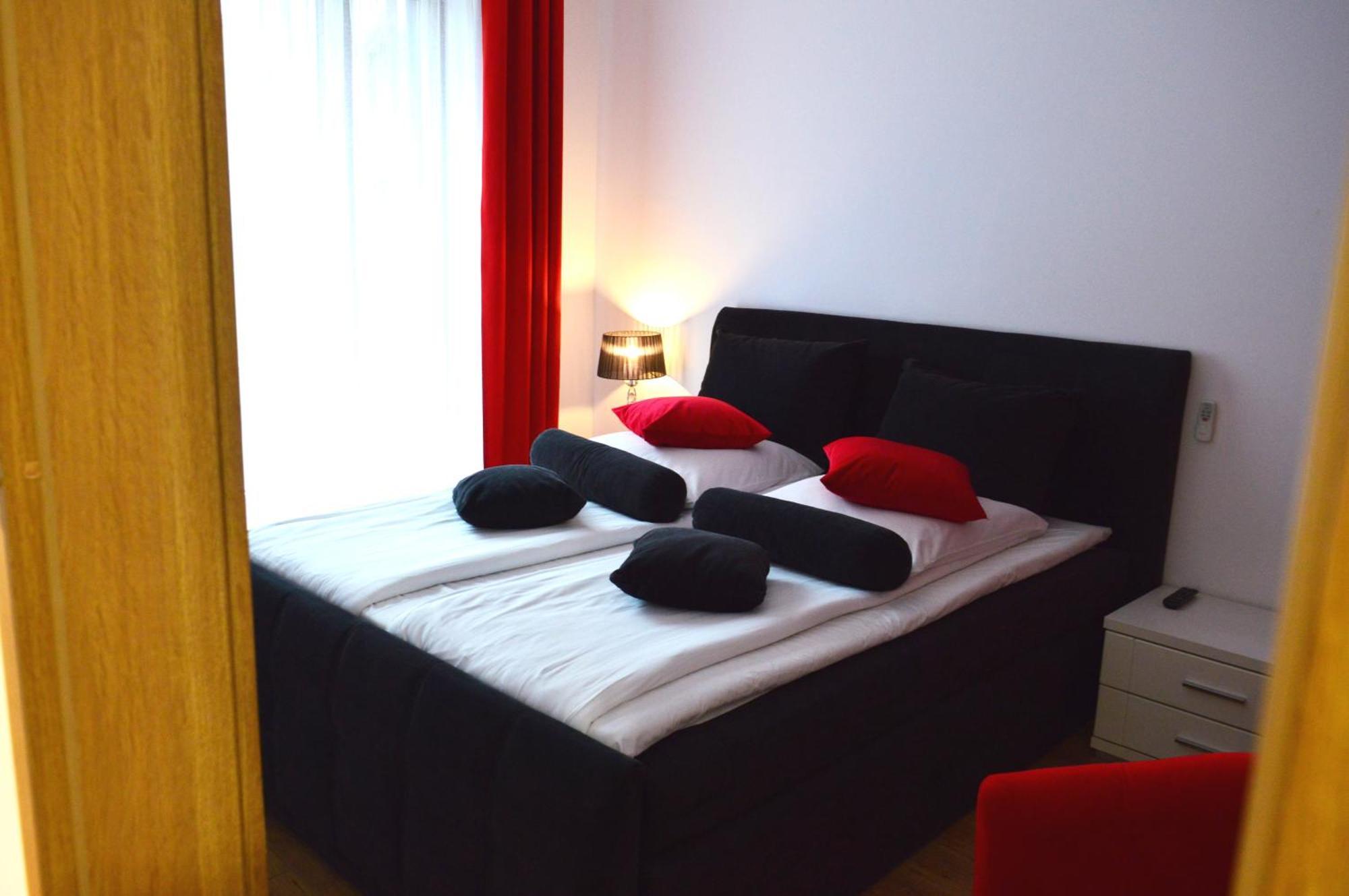Katania Moxy Te&Am Cracow Apartment Krakow Exterior photo